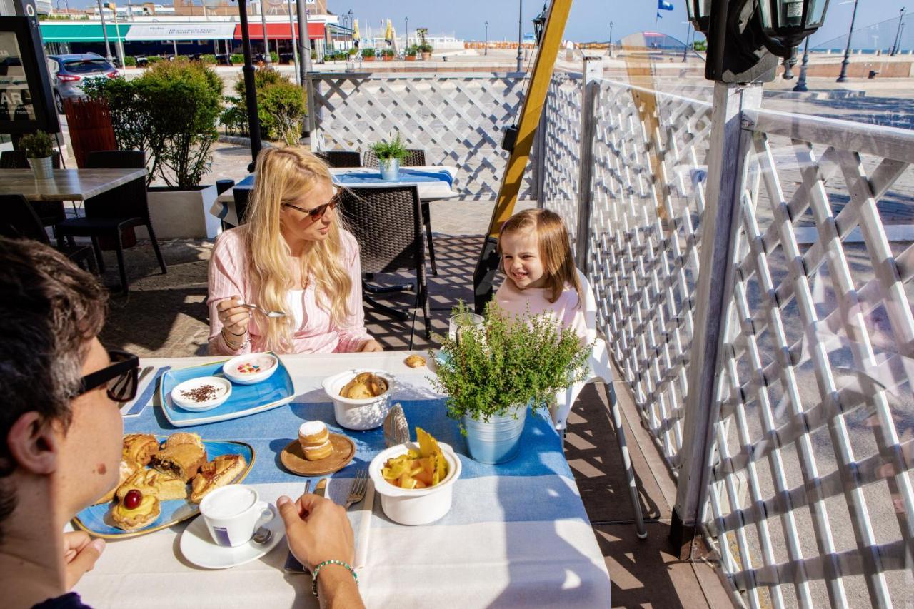 Miramare Hotel Ristorante Convegni チェゼナーティコ エクステリア 写真